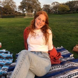 Meet your Posher, Adriana